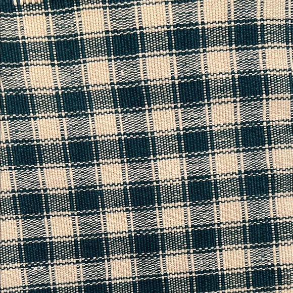 4-Green and Natural Gingham Pattern Plaid Fringed Placemats Set - Picture 4 of 5